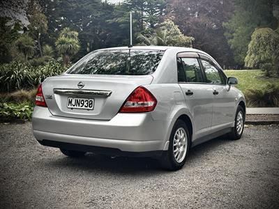 2008 Nissan Tiida - Thumbnail