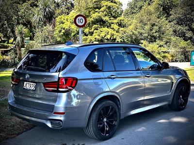 2015 BMW X5 - Thumbnail