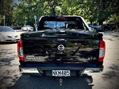 2015 Nissan Navara - Thumbnail