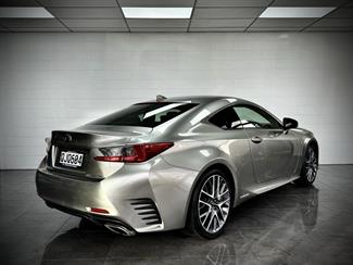 2014 Lexus RC300h - Thumbnail