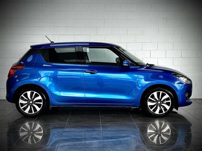 2017 Suzuki Swift - Thumbnail