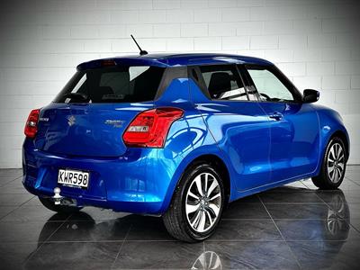 2017 Suzuki Swift - Thumbnail