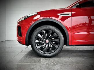 2019 Jaguar E-PACE - Thumbnail