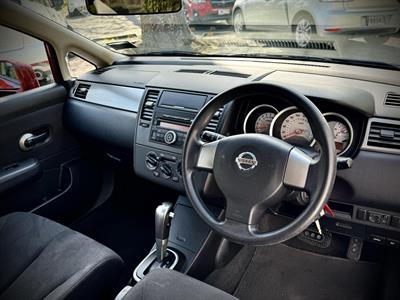 2009 Nissan Tiida - Thumbnail