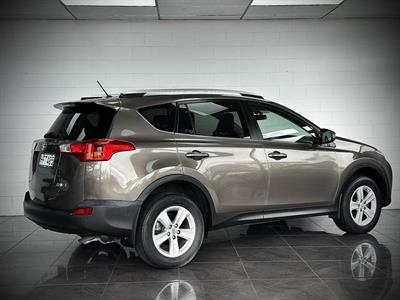 2014 Toyota Rav4 - Thumbnail