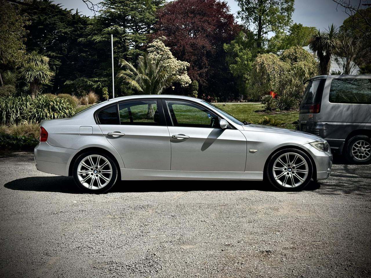 2006 BMW 320I