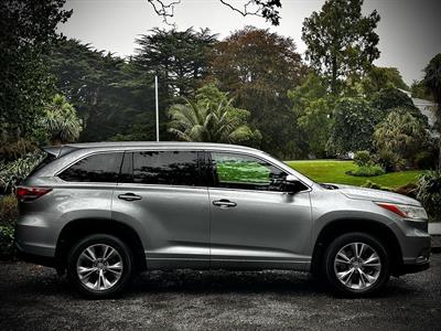 2015 Toyota Highlander - Thumbnail