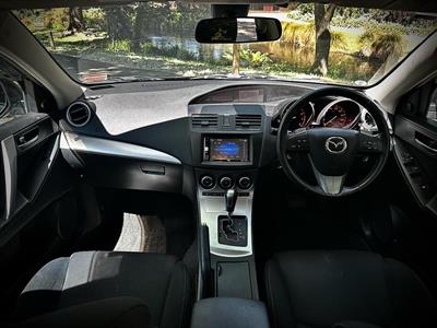 2011 Mazda Axela - Thumbnail