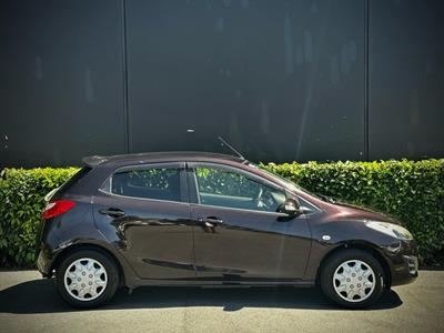 2012 Mazda Demio - Thumbnail