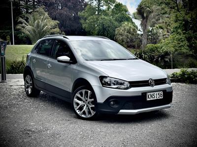 2017 Volkswagen Cross Polo - Thumbnail