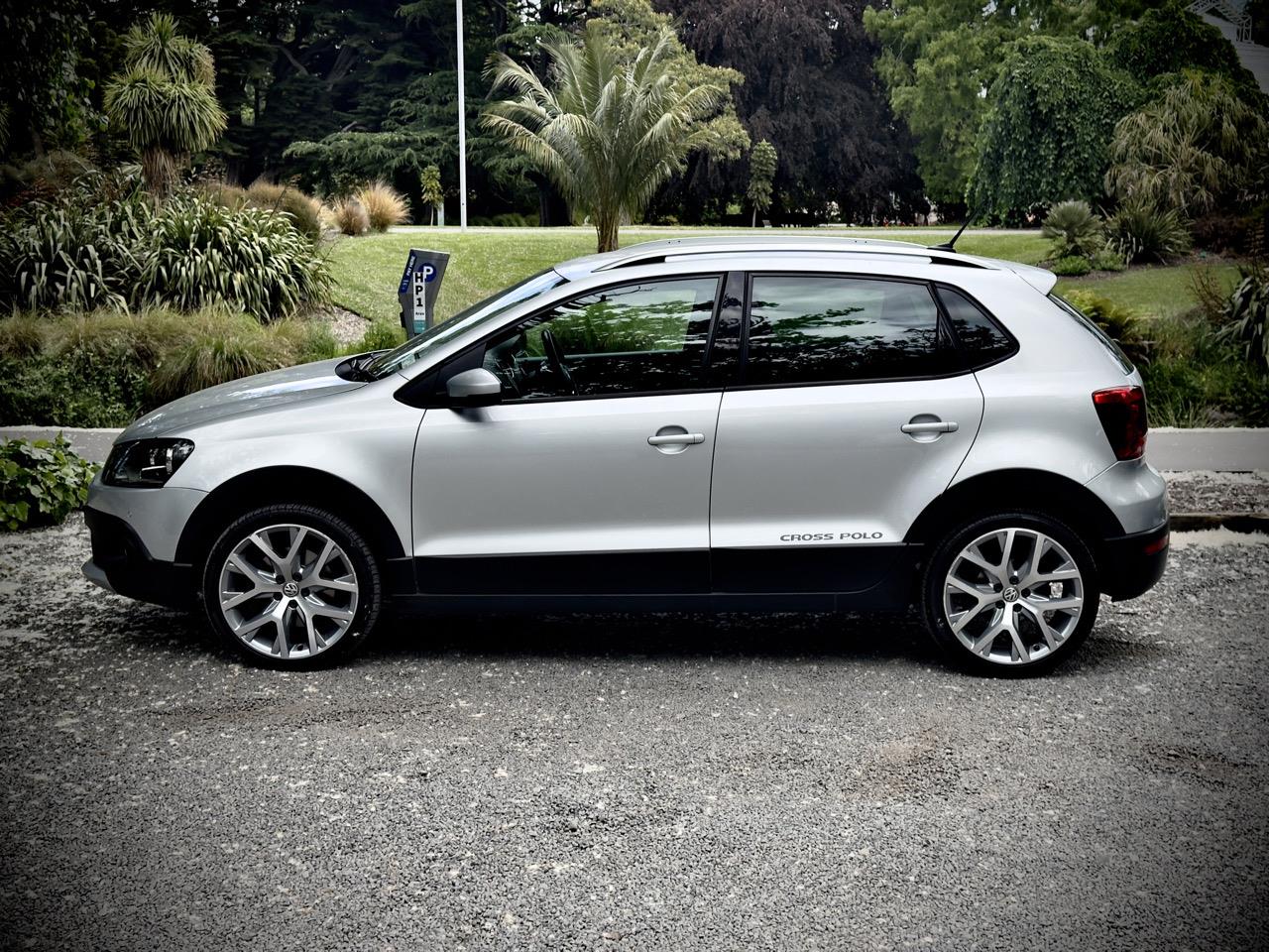 2017 Volkswagen Cross Polo