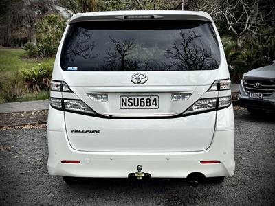 2011 Toyota Vellfire - Thumbnail