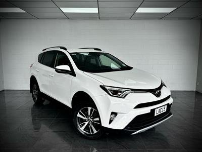 2017 Toyota Rav4 - Thumbnail