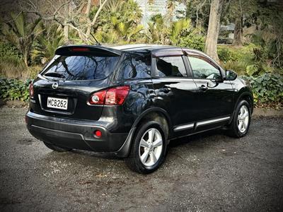 2010 Nissan Dualis - Thumbnail