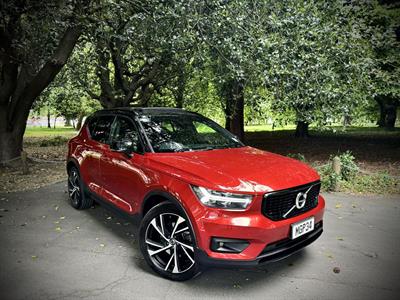 2019 Volvo XC40 - Thumbnail