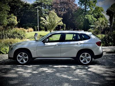 2010 BMW X1 - Thumbnail