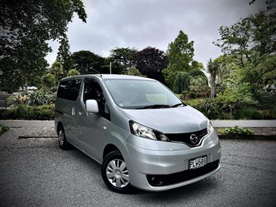 2015 Nissan NV200 - Thumbnail