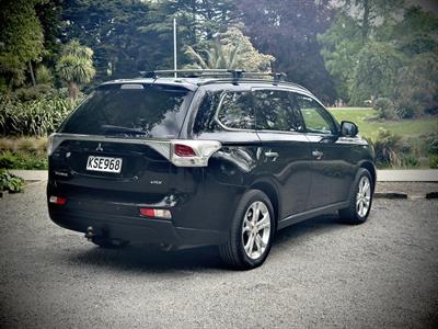 2013 Mitsubishi Outlander - Thumbnail